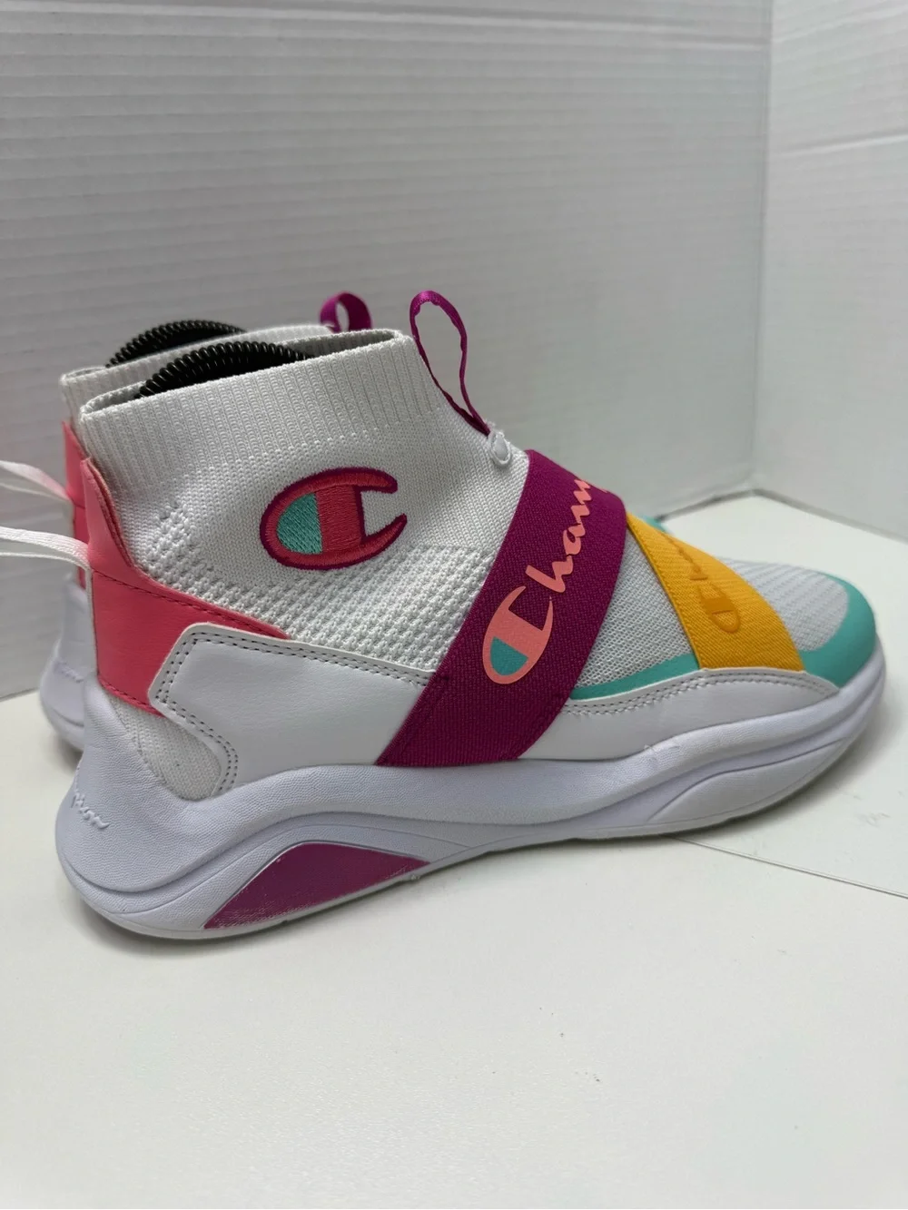 Champion Women's Lady Legend V CB High-Top SNEAKER Sz 6